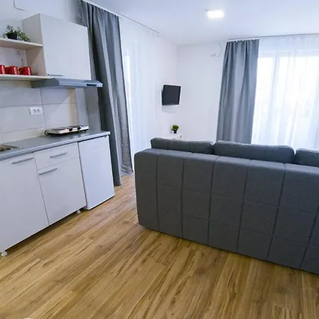 Apartment Milutinn-visterija *