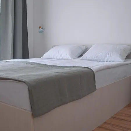 Apartment Milutinn-visterija *