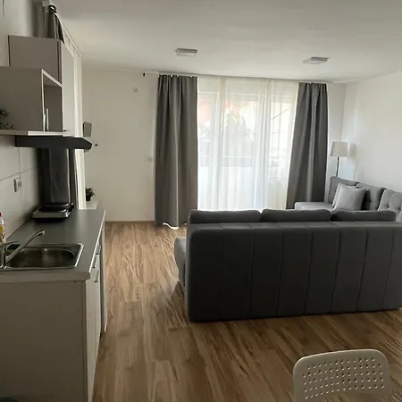 Apartment Milutinn-visterija *